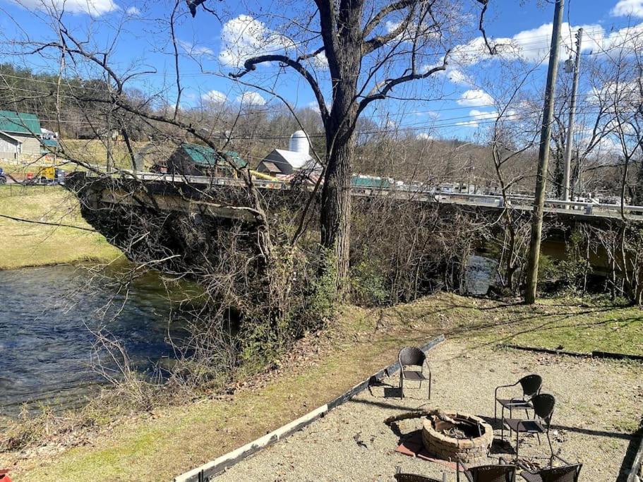 Cabin Inpigeon Forge On The River Villa Exterior photo